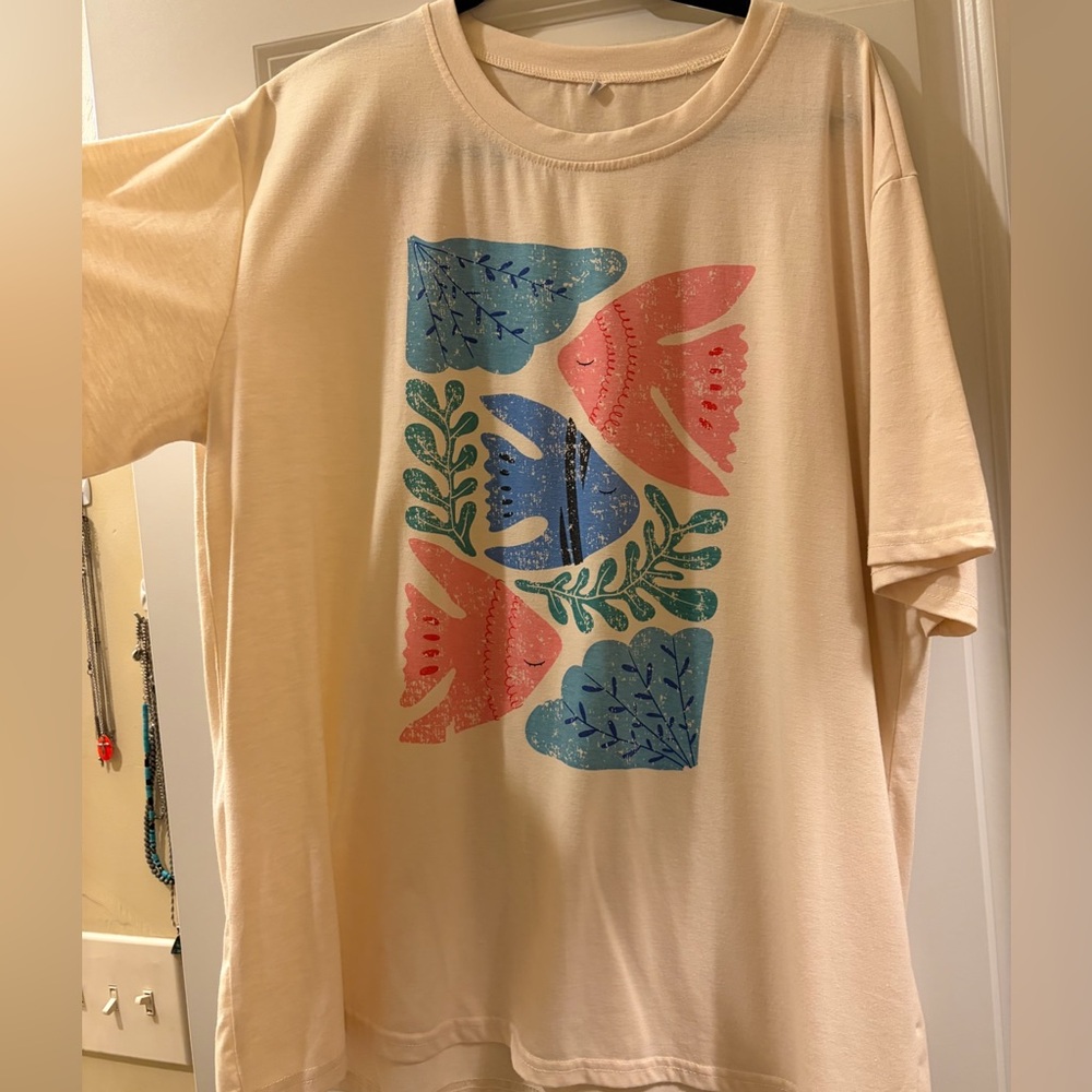 Yiuiere Oversized Graphic Tee- from Amazon